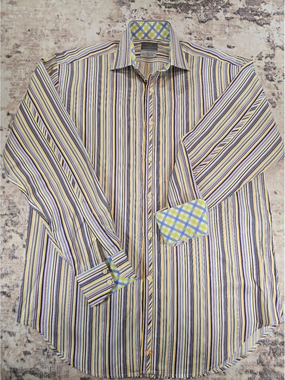 Thomas Dean Men's Medium Striped Button-Down Dress Shirt with Contrasting Cuff L